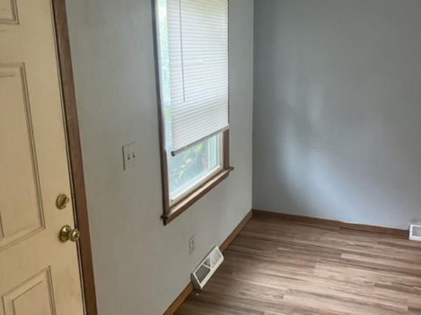 2432 Cypress Dr #2432