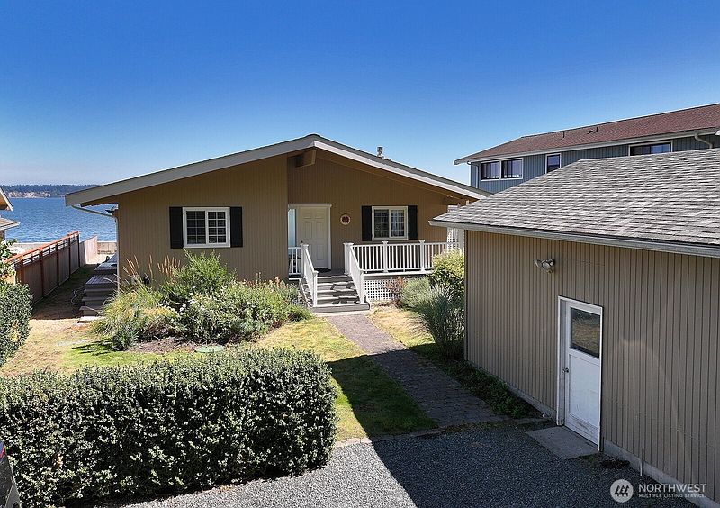 3rd image of 3761 Bells Lane