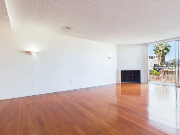 450 S Maple Dr APT 403, Beverly Hills, CA 90212