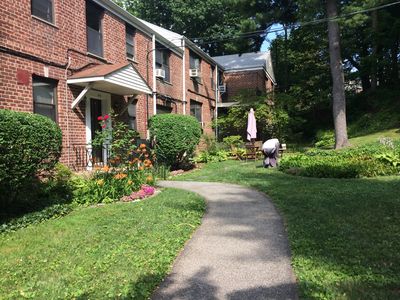 35 Rockledge Rd APT 2B, Hartsdale, NY, 10530
