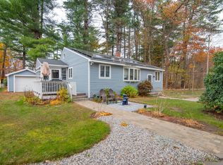33 Pillsbury Rd, Sandown, NH 03873