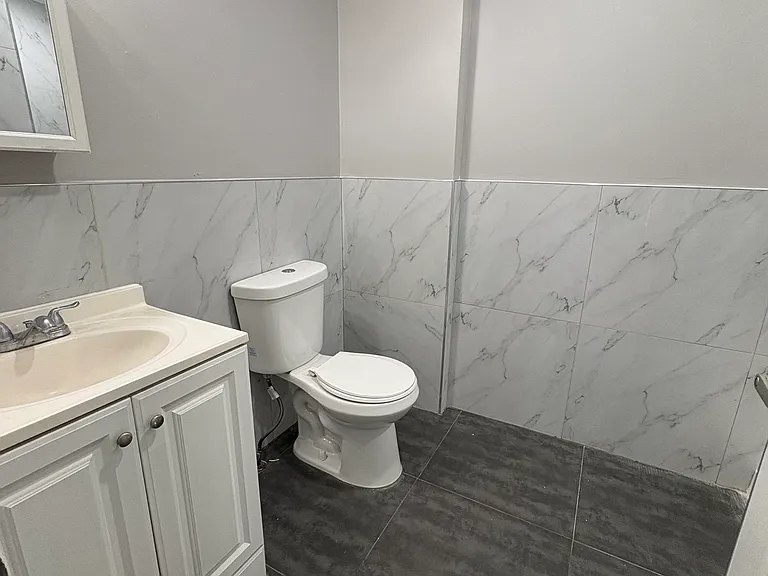 455 Halsted St #3B — Photo 6