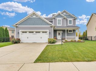 1311 Fieldstone Dr, Savoy, IL 61874