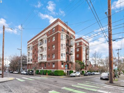 2083 NW Johnson St APT 31, Portland, OR, 97209