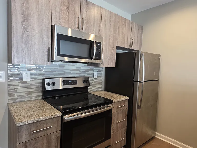 216 Arch St #406 — Photo 3