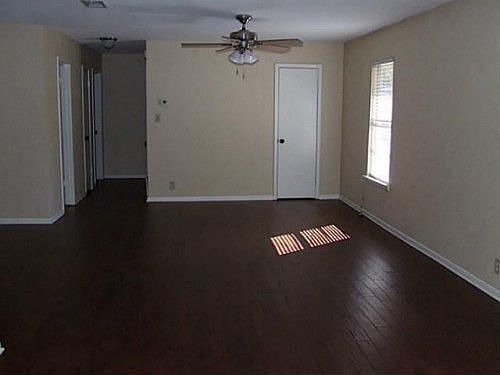 3rd image of 102 Kessler Dr