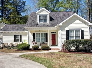 1110 Barrow Nook Ct, Apex, NC 27502