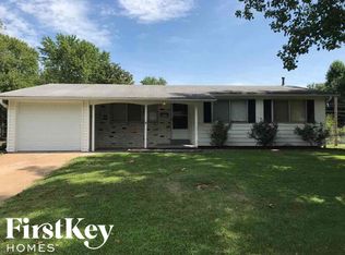 1175 Central Pkwy, Florissant, MO