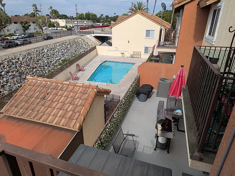 729 S Knott Ave #210 — Photo 6
