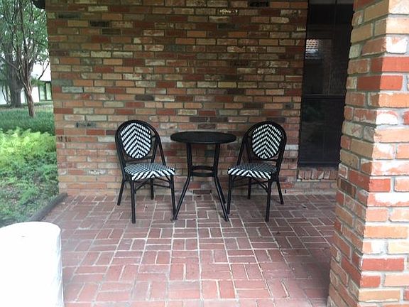 3rd image of 1143 Lynn Way #1