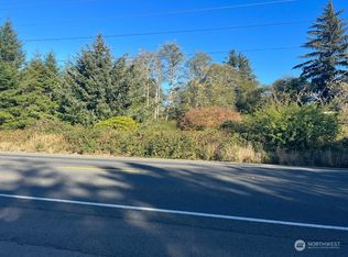 10558 Sandridge Rd, Long Beach, WA 98631