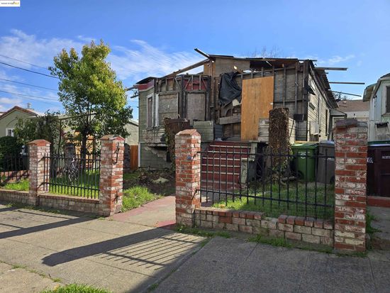 2977 School St, Oakland, CA 94602