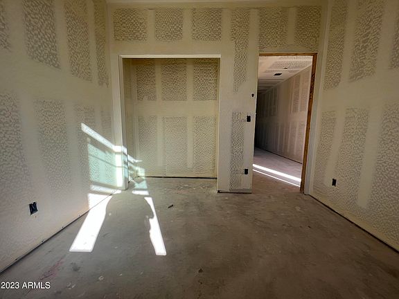 4th image of 4507 S 108TH Avenue
