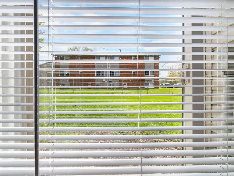 Clay Court Apartments — Photo 51