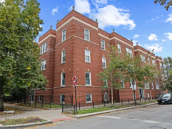 2715 N Sawyer Ave APT 1, Chicago, IL 60647