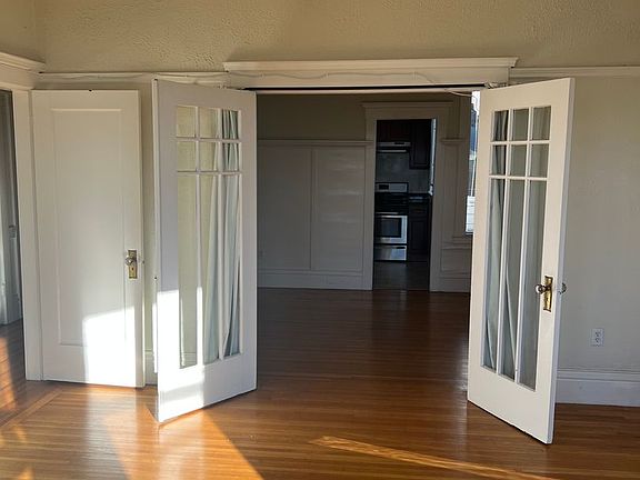 2nd image of 1140 Hyde St #6