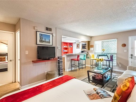 2nd image of 2204 Trailside Dr #102