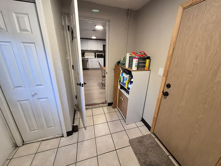 3325 Cardenas Dr NE — Photo 17