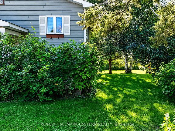 3rd image of 2 Franklin St #35