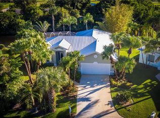 1195 SW Rosemary Ct, Palm City, FL 34990