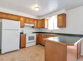 9434 S Barium St, Sandy, UT 84094