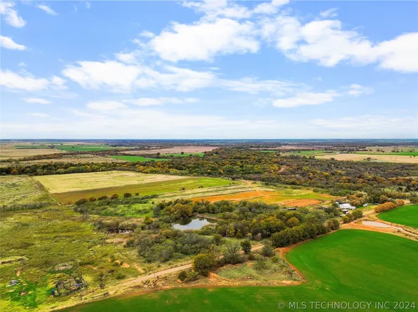 195039 N 2640th Rd, Temple, OK 73568