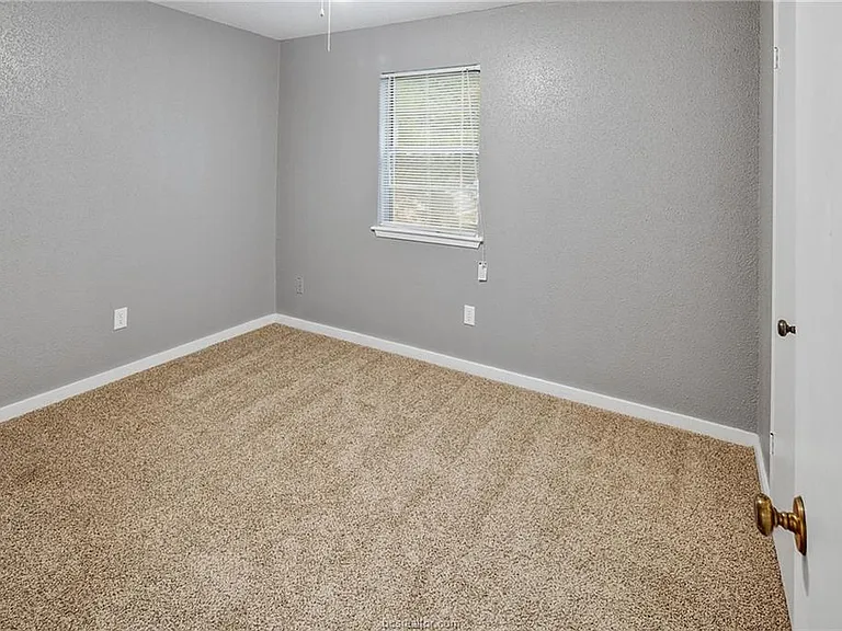 1601 Brentwood Dr #A — Photo 5