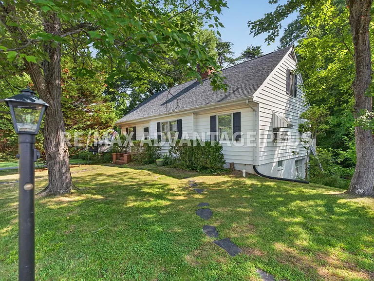 1004 Fourth Avenue Ext — Photo 37