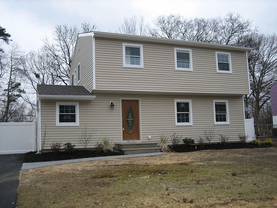 1st image of 15 Cedar Hill Ln
