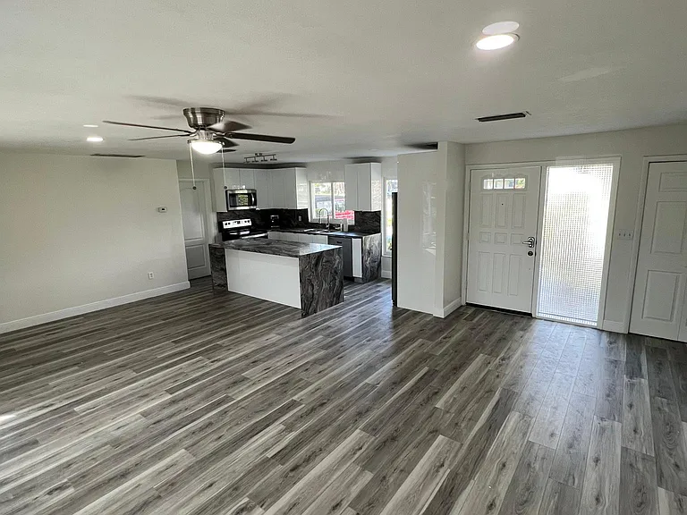 4306 Palm Tree Blvd — Photo 7
