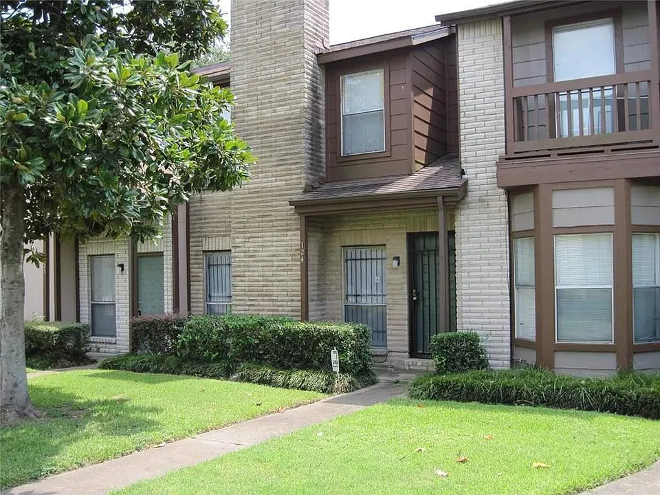 12300 Brookglade Cir #125