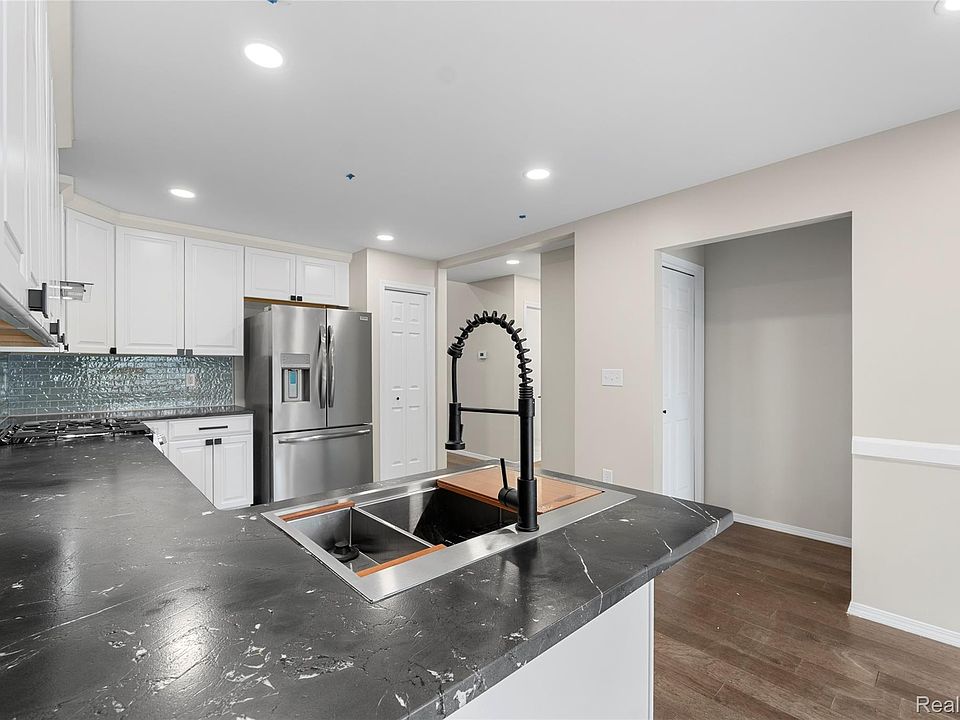 24790 Ashley Ct, photo 14