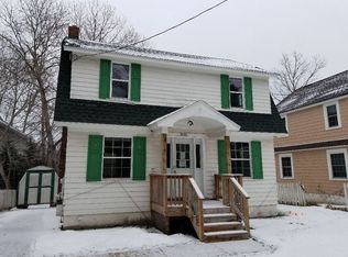 2110 Wilkinson Ave, Marquette, MI 49855