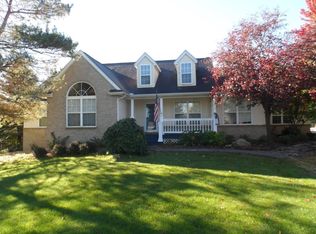 152 W Rolston Rd, Linden, MI 48451