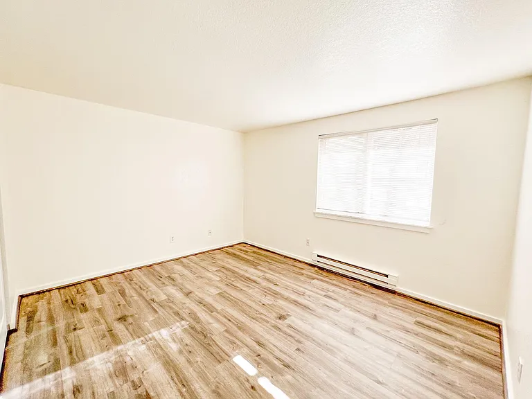 12607 SE 41st Pl #H101 — Photo 15