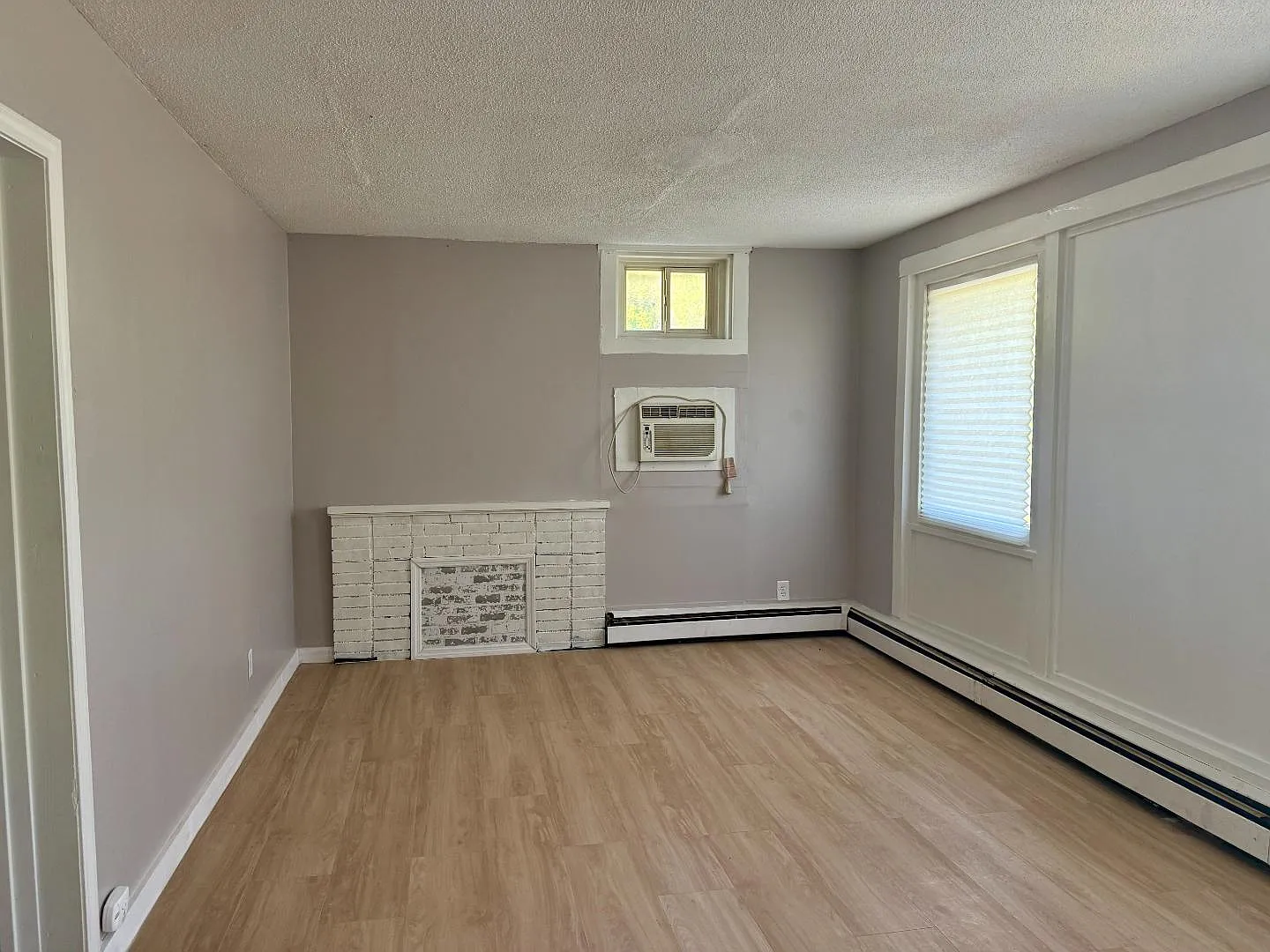 2114 Smith Ave - Unit #1 — Photo 3