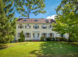 40 Walbrooke Rd, Scarsdale, NY 10583