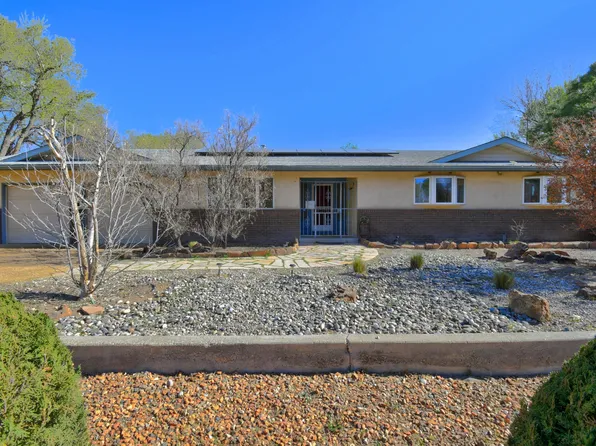 919 Western Meadows Ct NW, Albuquerque, NM 87114