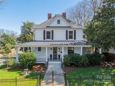 234 N Race St, Statesville, NC, 28677