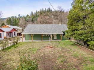 107 S 1st St, Dunsmuir, CA 96025