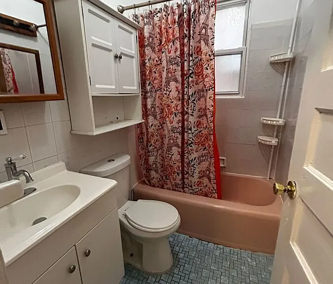 111 Morningside Ave #1 — Photo 3