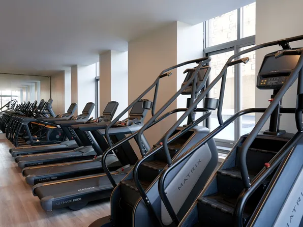 271 West 47th Street image 10 of 18