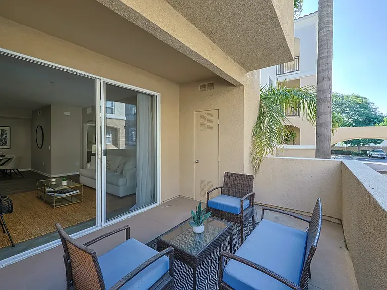 Allure at Camarillo — Photo 16