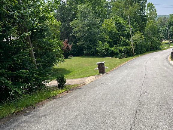 3rd image of 7511 Rocky Ledge Rd