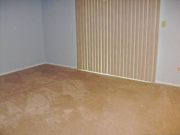 4th image of 568 Ewell Ct