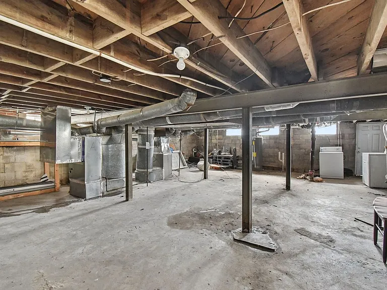 375 S Chase Ave — Photo 16