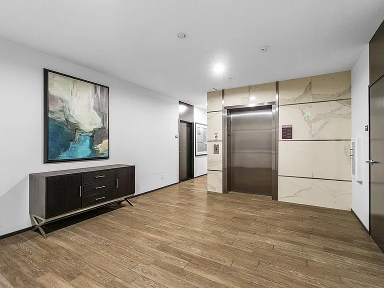8547 Aspect Dr — Photo 33