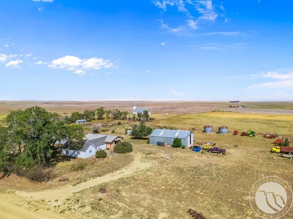 753 Stiles Rd, Broadview, MT 59015