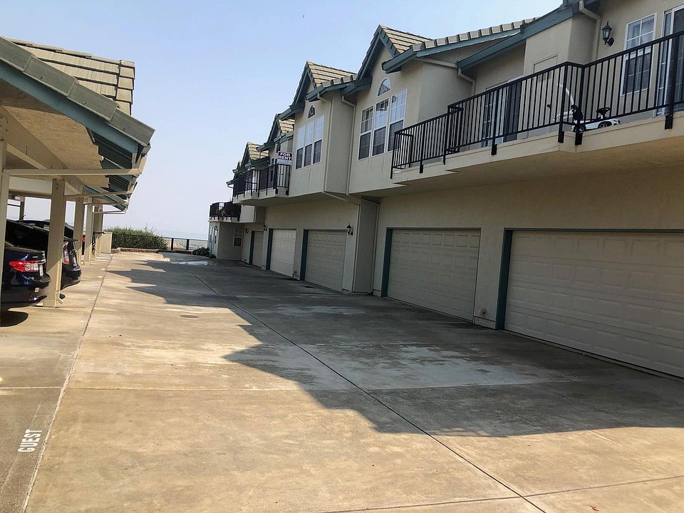 The covered carport was removed now.