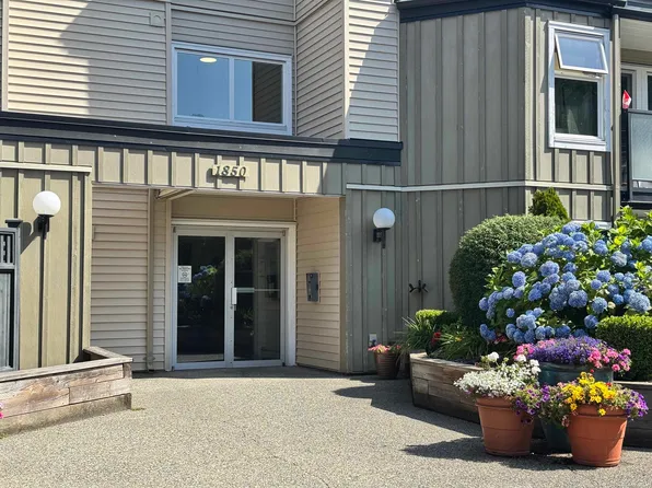 1850 Southmere Cres E #321, Surrey, BC V4A 6Y6